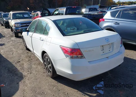 2010 Honda Accord 2.4 Lx from USA, damaged, VIN 1HGCP2F33AA131345